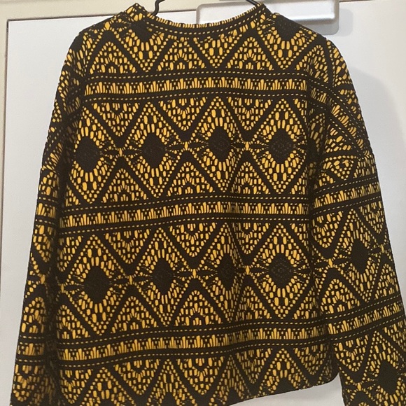 Zara Trafaluc Sweater/size S. - Picture 3 of 4